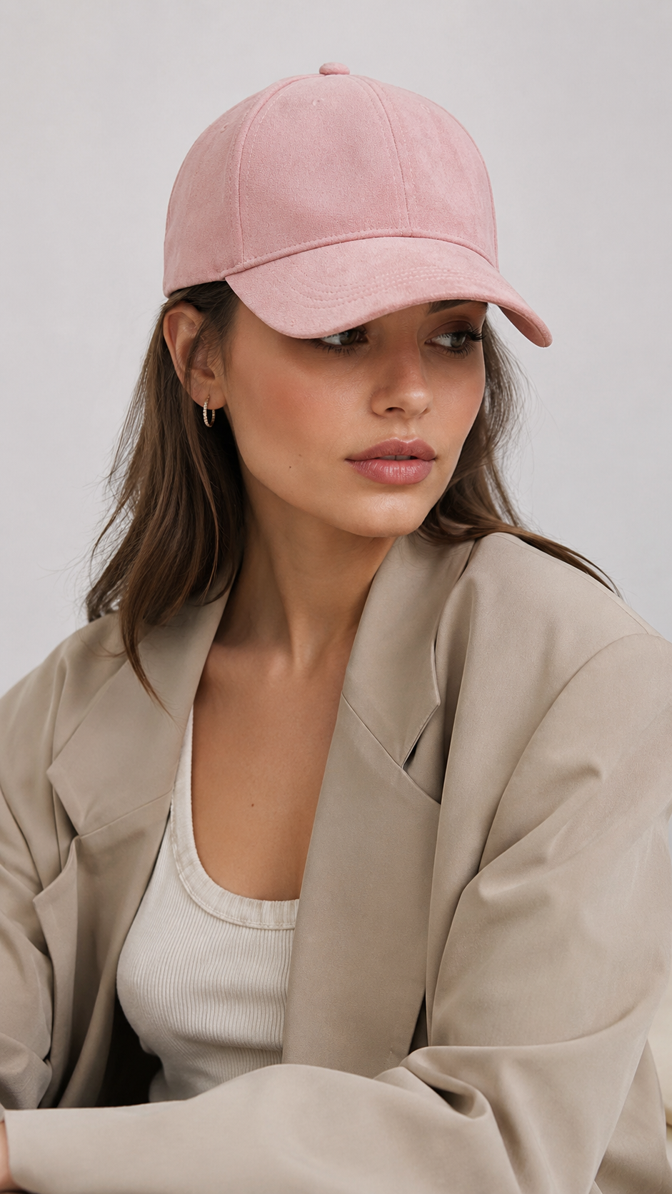 کلاه گپ مخمل زنانه برند accessories