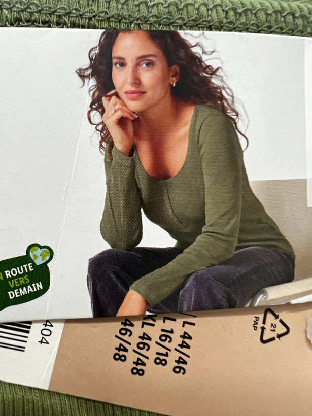بلوز کبریتی زنانه اسمارا آلمان esmara